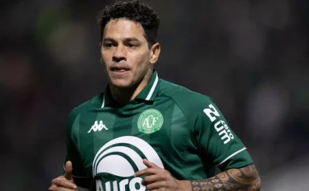 Giovanni Augusto celebra ausência de Neymar em Chapecoense x Santos: “Agradecer que não vem”