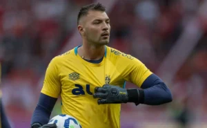 Grêmio assegura o futuro de Gabriel Grando com renovação contratual até 2029