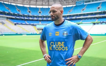 Grêmio deve enfrentar o Guarany de Bagé com time reserva e estreia de Weverton no Campeonato Gaúcho