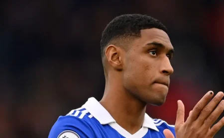 Grêmio finaliza a compra de Tetê por valor elevado de R$ 44 milhões ao Panathinaikos