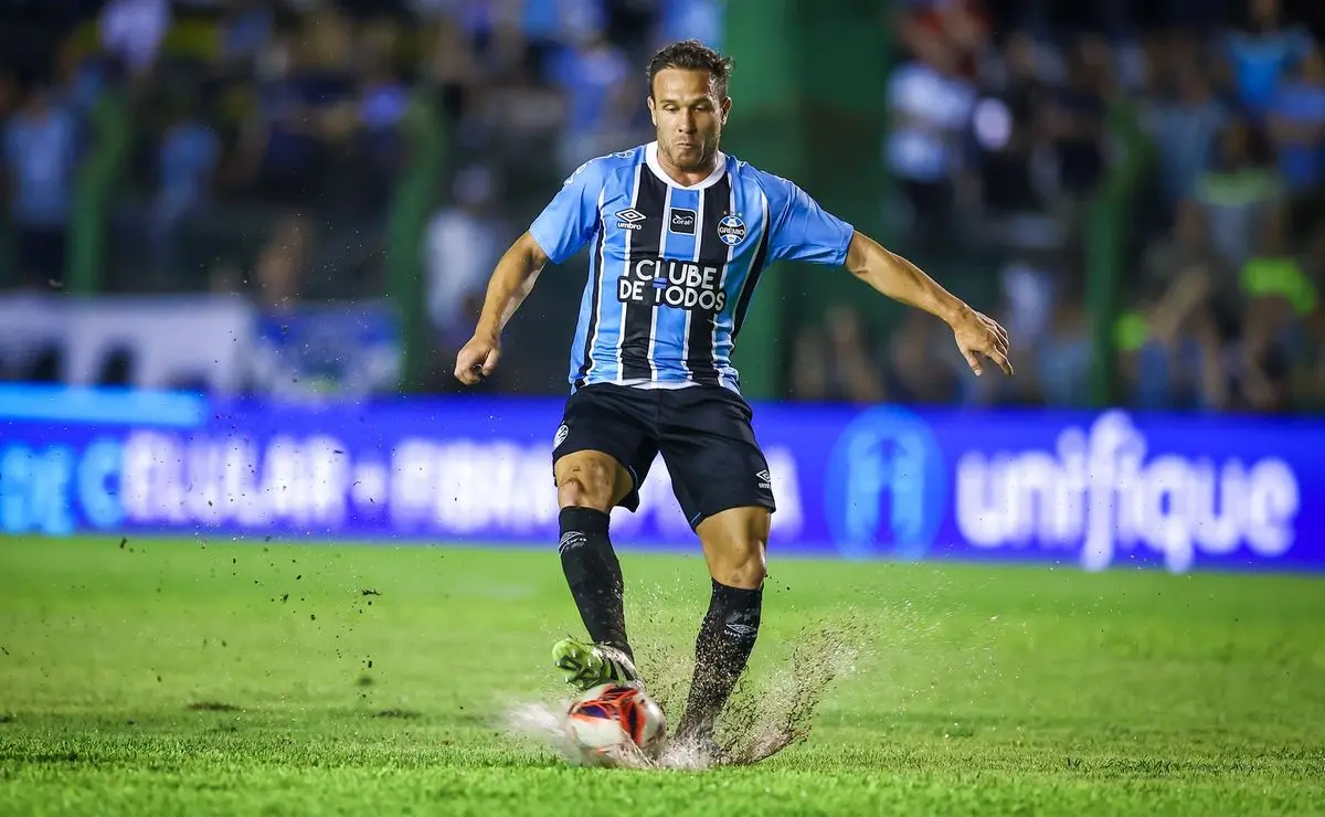 Grêmio tem trunfo para renovar contrato de Arthur, emprestado pela Juventus