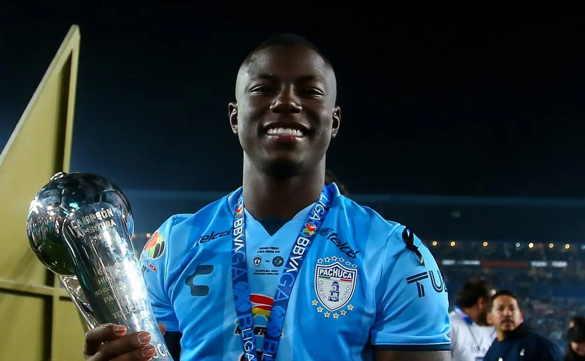 Hinestroza conversa com Fernando Diniz e reforça o Vasco com expectativas elevadas