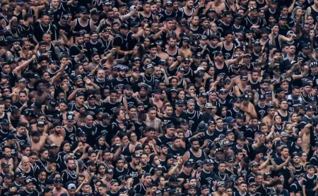Ingressos da estreia do Corinthians no Paulistão têm alta de até 12,5% em relação a 2024.