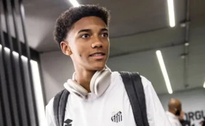 Inter de Milão oferece R$ 138 milhões por Robinho Jr e Santos avalia proposta Inter de Milão oferece R$ 138 milhões por Robinho Jr e Santos avalia proposta