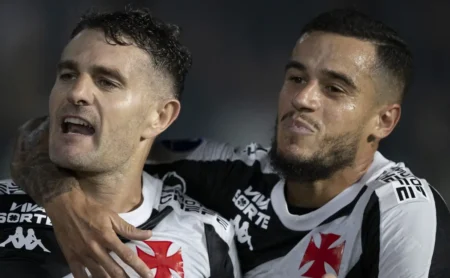 Internacional intensifica busca por Vegetti e estuda proposta para esta janela