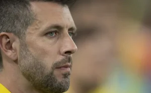 Internacional sofre virada rápida do Ypiranga e estratégia de Pezzolano não se mantém