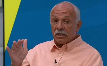 Júnior manifesta perplexidade com a saída de Marlon Freitas do Botafogo: “Eu não consigo entender”