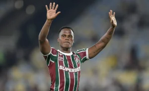 John Arias: Palmeiras não comunicou ao Fluminense sobre retorno ao futebol brasileiro John Arias: Palmeiras não comunicou ao Fluminense sobre retorno ao futebol brasileiro