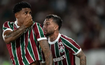 John Kennedy: Fluminense acompanha situação e busca reforço para o ataque