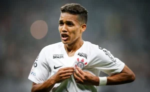 Jovem do Corinthians almeja seleção ucraniana e busca naturalização
