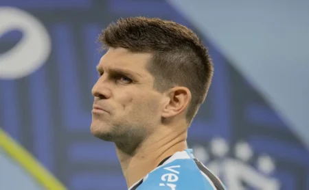 Kannemann, do Grêmio, supera jogadores de Palmeiras e São Paulo em tempo de serviço na elite do futebol