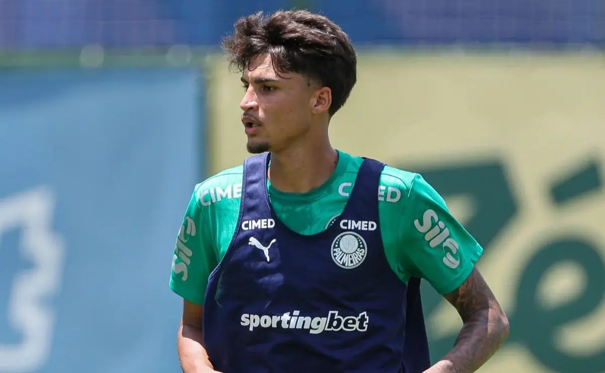 Larson analisa o início da temporada do Palmeiras e projeta o duelo contra o Mirassol pelo Paulistão