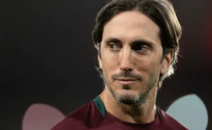 Lavega deixa de ter espaço com Zubeldía e pode ser emprestado ao Coritiba