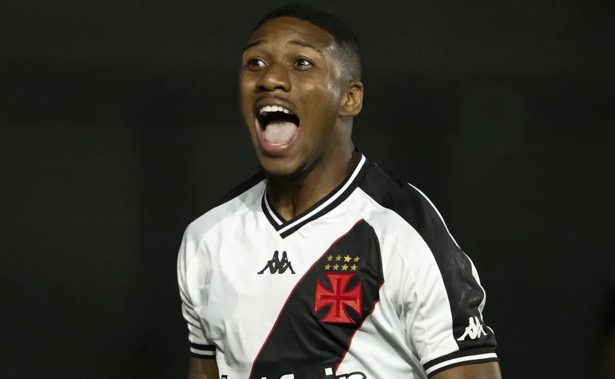 Leandrinho se despede do Vasco após transferência para o Al Sharjah nas redes sociais