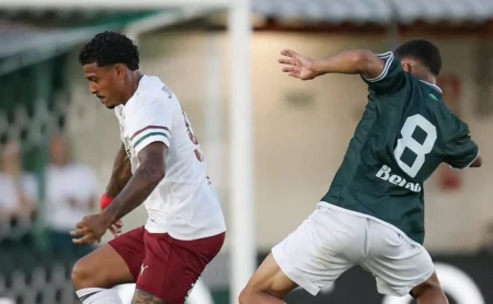 Lesão de John Kennedy e jogo fraco marcam derrota do Fluminense para o Boavista no Carioca