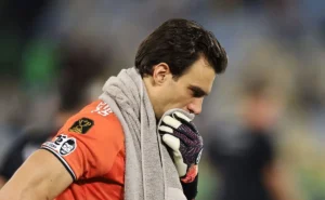 Léo Jardim recebe elogios de jogadores do Flamengo após atuação em clássico do Cariocão Léo Jardim recebe elogios de jogadores do Flamengo após atuação em clássico do Cariocão