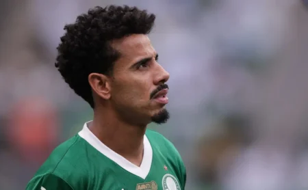 Lucas Evangelista renova com o Palmeiras e faz declaração ao grupo