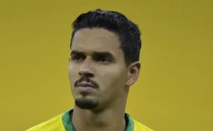 Lucas Veríssimo, ex-Santos, desperta interesse de Cruzeiro e Atlético-MG para 2026