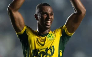 Luiz Otávio prevê vitória sobre o Palmeiras e detalha estratégia para Mirassol surpreender Abel Ferreira