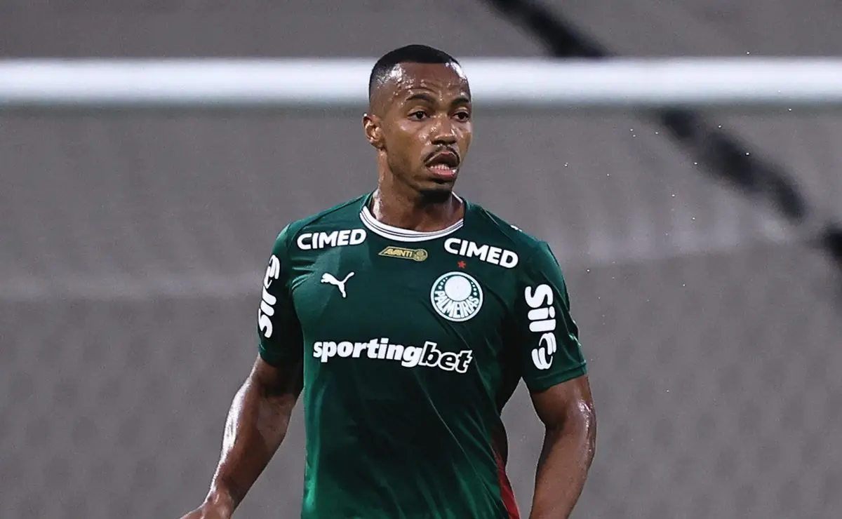Marlon Freitas ganha destaque e Palmeiras reajusta planos para reforço