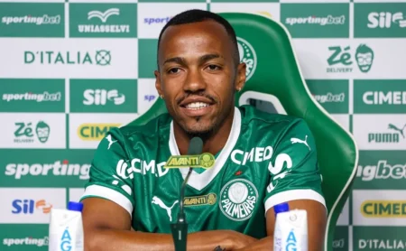 Marlon Freitas se apresenta no Palmeiras e fala sobre a disputa por posição: "Venho para agregar"