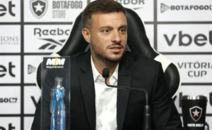 Martín Anselmi demonstra ansiedade pela estreia no Botafogo contra o Volta Redonda-RJ