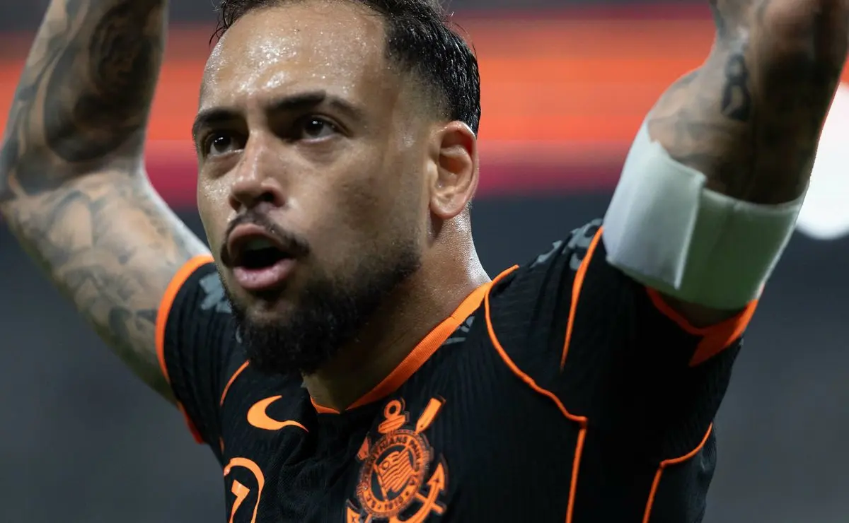 Maycon pode levar o Corinthians a cenário desesperador após proposta do Atlético-MG