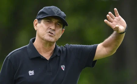 Muricy Ramalho pode deixar o São Paulo em meio a crise política e financeira