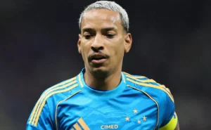 Negociação por Matheus Pereira no Palmeiras é freada pela confiança de dirigente do Cruzeiro em sua permanência. Negociação por Matheus Pereira no Palmeiras é freada pela confiança de dirigente do Cruzeiro em sua permanência.