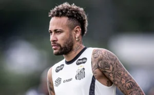 Neymar intensifica recuperação no Santos e aproxima retorno aos gramados Neymar intensifica recuperação no Santos e aproxima retorno aos gramados