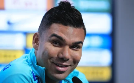 Novela com Casemiro: Palmeiras avalia acerto por 2 anos, segundo site inglês