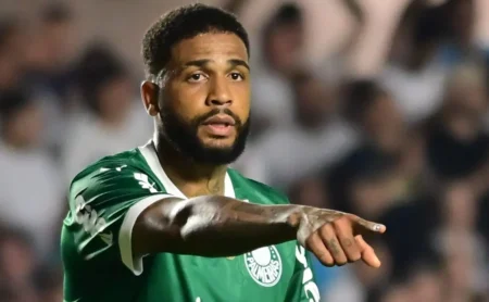 Palmeiras define até 11 de janeiro o futuro de Micael e Bruno Rodrigues