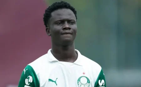 Palmeiras inscreve Koné e Arthur no Paulistão como reforços para Abel Ferreira