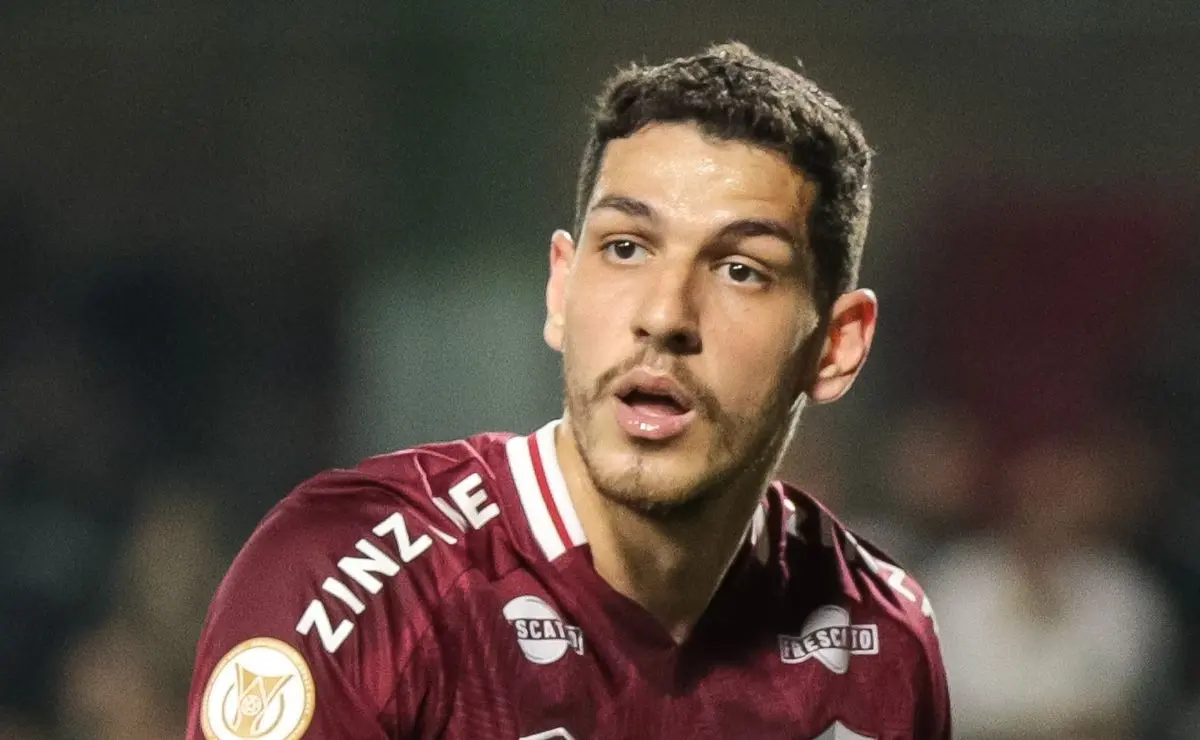 Palmeiras intensifica busca por Nino com pressão por reforços e Zenit pede R$ 63 milhões