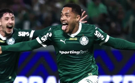 Palmeiras tem vantagem sobre o São Paulo em clássicos na Arena Barueri