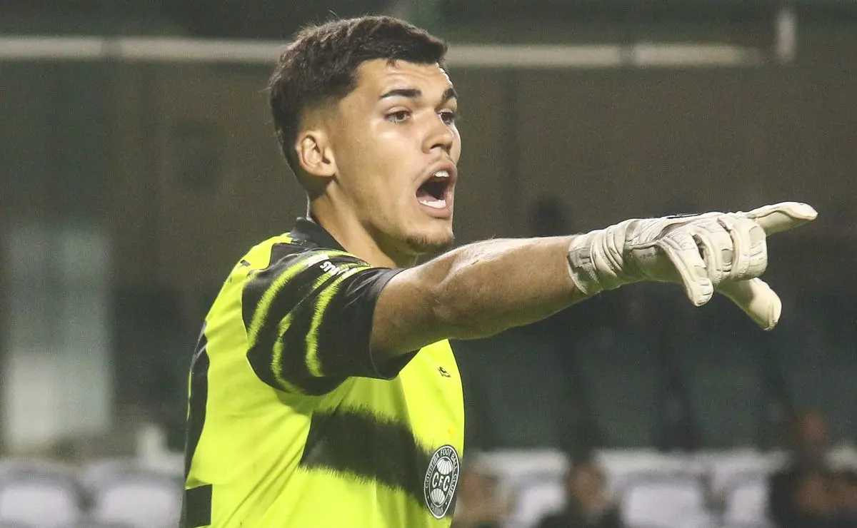 Pedro Morisco: Números que chamam a atenção do Flamengo em relação a Agustín Rossi