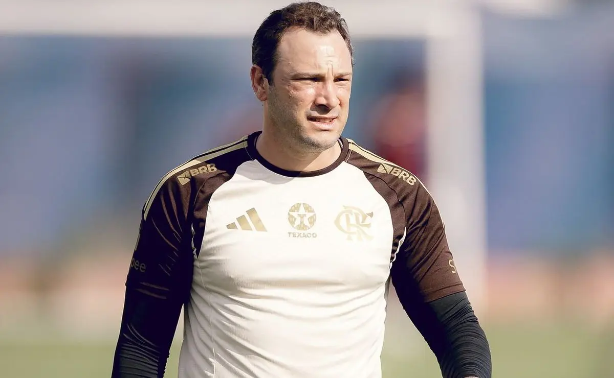 Pivetti exalta disputa no Sub-20 e indica chances para Alan Santos e mais um no jogo contra o Bangu