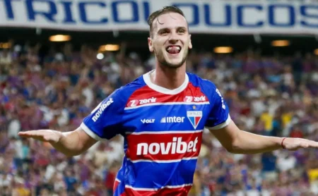 Pochettino, especulado no Santos, tem futuro indefinido para 2026 e pode seguir no Fortaleza Pochettino, especulado no Santos, tem futuro indefinido para 2026 e pode seguir no Fortaleza