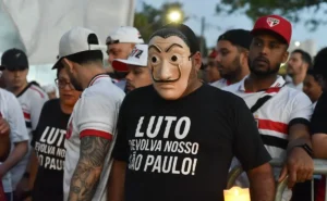 Polícia encontra caderno com pista-chave em esquema de camarotes do São Paulo após nova operação