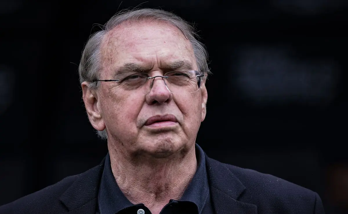 Presidente do Corinthians afirma: “Ganhar título é questão de competência” e não promete reforços para a nova temporada