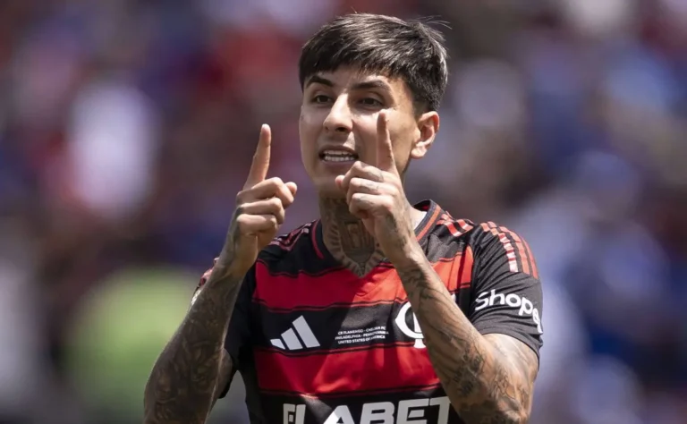 Pulgar desperdiça pênalti, Coutinho usa chapéu e Fla x Vasco ferve no Maracanã