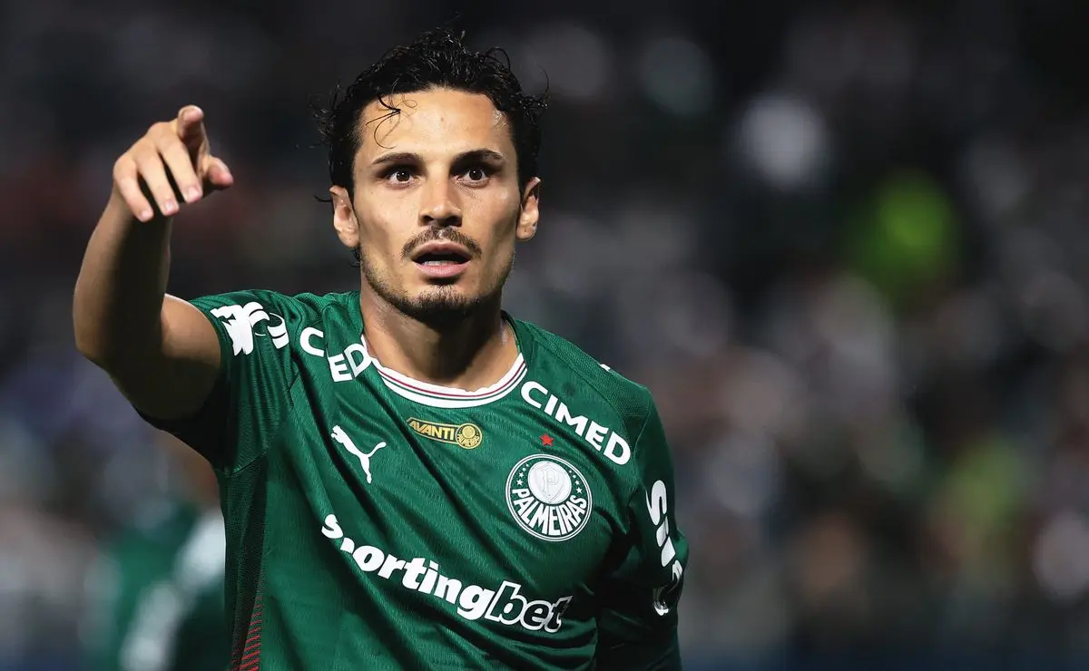 Raphael Veiga desperta interesse no México: Palmeiras define valor e aguarda proposta do América