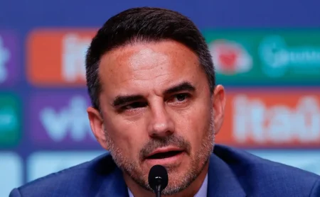 Rodrigo Caetano evita comentar sobre Endrick na Seleção Brasileira: “Avaliações são internas da CBF”