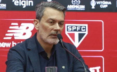 Rui Costa deixará cargo de executivo no São Paulo com a gestão de Harry Massis