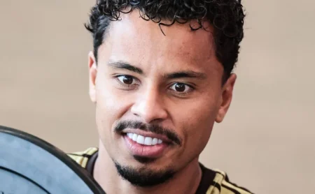 Saída de Allan do Flamengo: Corinthians avalia nova investida.