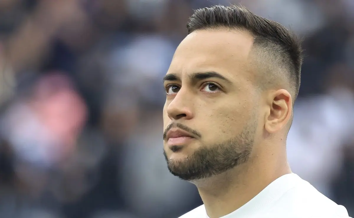 Salário de Maycon fora do Corinthians atinge R$ 1 milhão mensais
