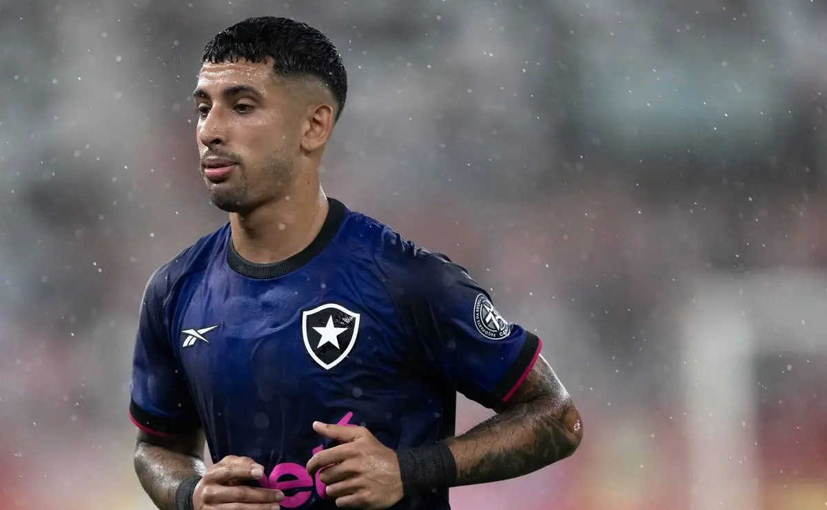 Santi Rodríguez analisa o trabalho de Martín Anselmi no Botafogo e comenta sobre versatilidade tática