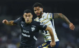 Santos acerta com volante José Caicedo, do Pumas, em empréstimo.