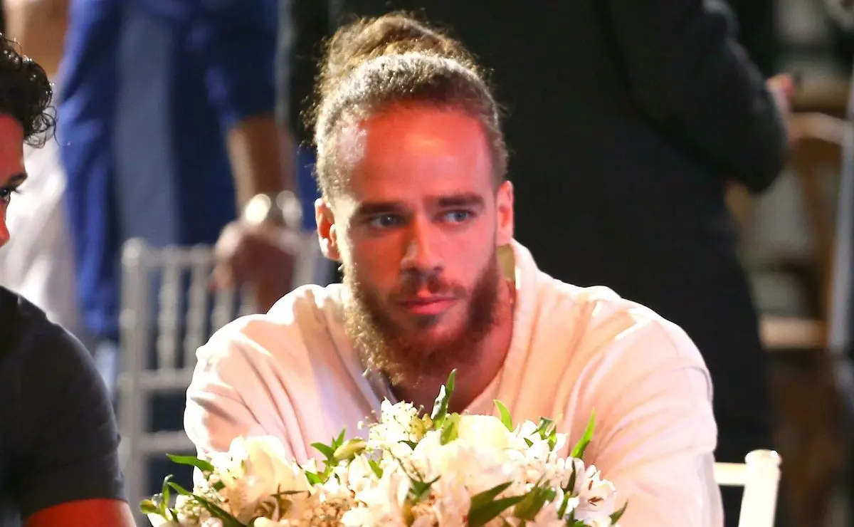 Santos espera proposta por Billal Brahimi após oferta ao exterior