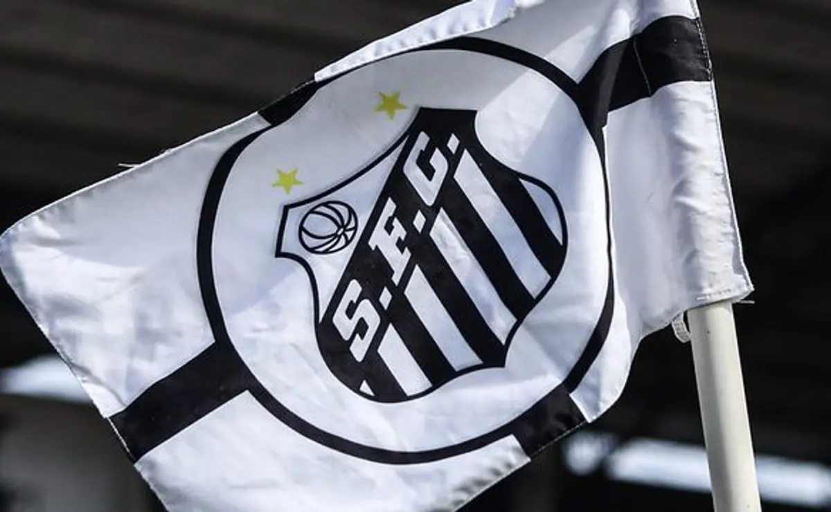 Santos recebe oferta de R$ 1 bilhão por SAF; família colombiana formaliza proposta